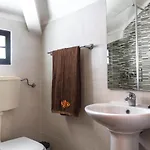 Moradia Borda D'agua * Ναζαρέ