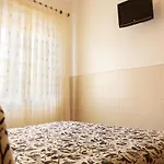 Moradia Borda D'agua * Ναζαρέ